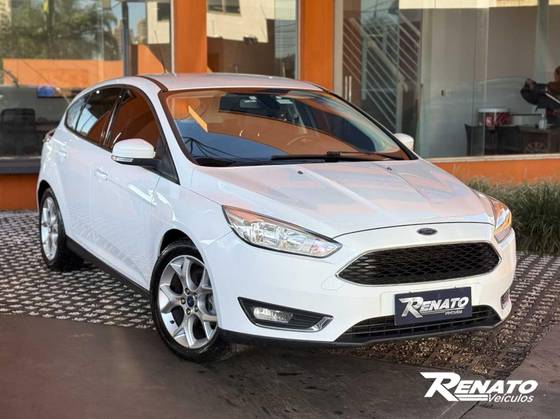 FORD FOCUS 2.0 SE 16V FLEX 4P POWERSHIFT