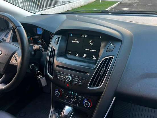 FORD-FOCUS-2018