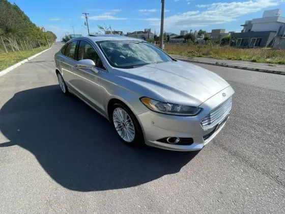 FORD FUSION 2.0 TITANIUM AWD 16V GASOLINA 4P AUTOMÁTICO