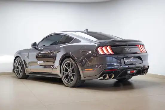 FORD-MUSTANG-2022