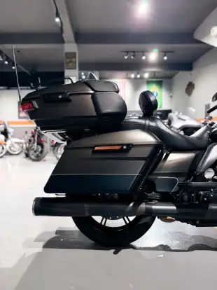 HARLEY-DAVIDSON-ROAD GLIDE LIMITED-2021