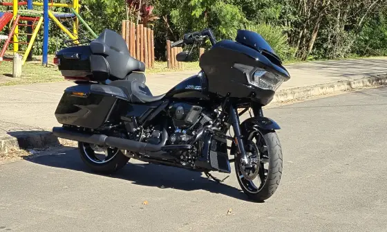 HARLEY-DAVIDSON ROAD GLIDE HARLEY-DAVIDSON ROAD GLIDE