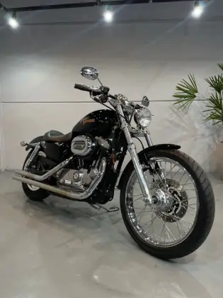 HARLEY-DAVIDSON SPORTSTER XL 883 CUSTOM HARLEY-DAVIDSON SPORTSTER XL 883 CUSTOM