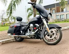 HARLEY-DAVIDSON STREET GLIDE HARLEY-DAVIDSON STREET GLIDE