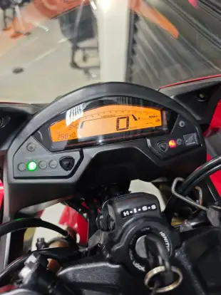 HONDA-CBR 600F-2013