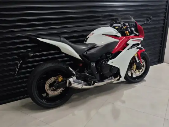 HONDA-CBR 600F HONDA-CBR 600F-2013