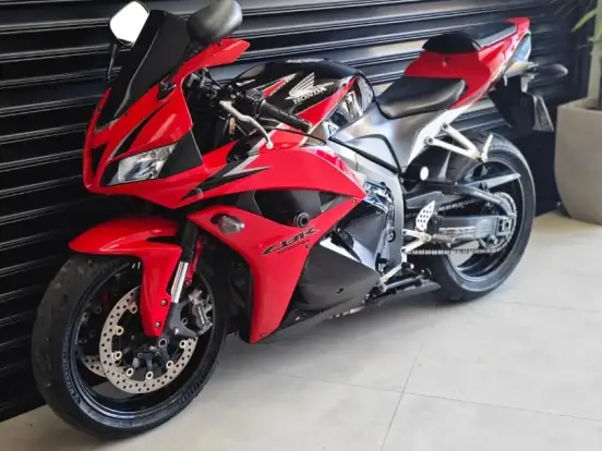 HONDA-CBR 600RR HONDA-CBR 600RR-2010