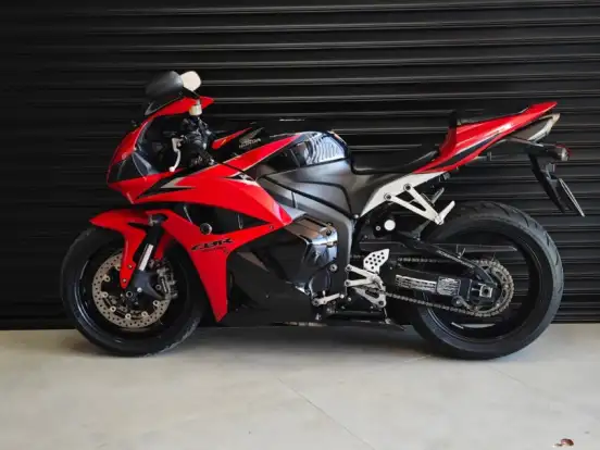 HONDA-CBR 600RR HONDA-CBR 600RR-2010