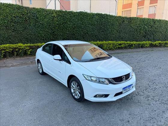 HONDA CIVIC 1.8 LXS 16V FLEX 4P MANUAL