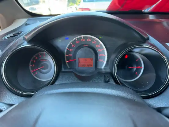 HONDA-FIT-2013