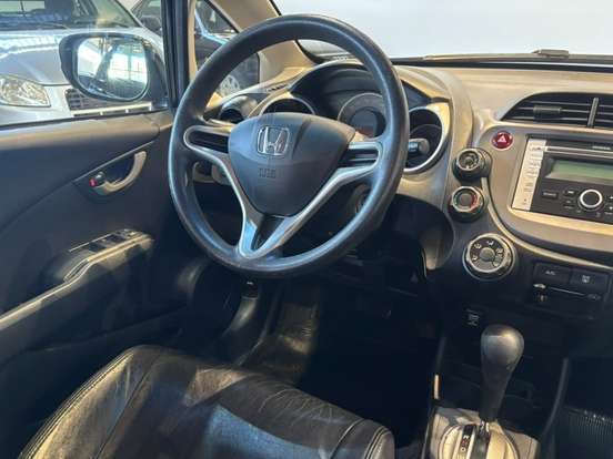HONDA-FIT-2013