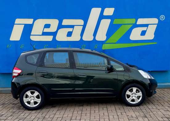 HONDA-FIT-2010