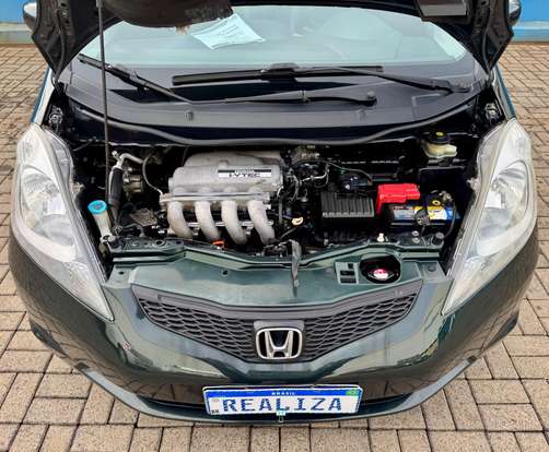 HONDA-FIT-2010