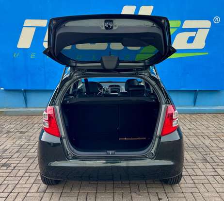 HONDA-FIT-2010