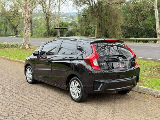 HONDA-FIT-2014