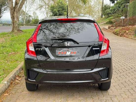 HONDA-FIT-2014