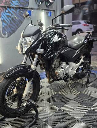 HONDA CB 300R 