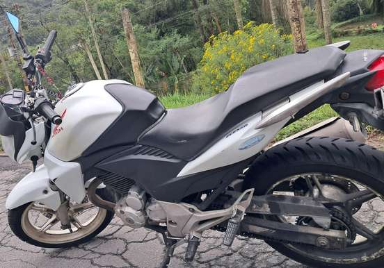 HONDA-CB 300R-2014