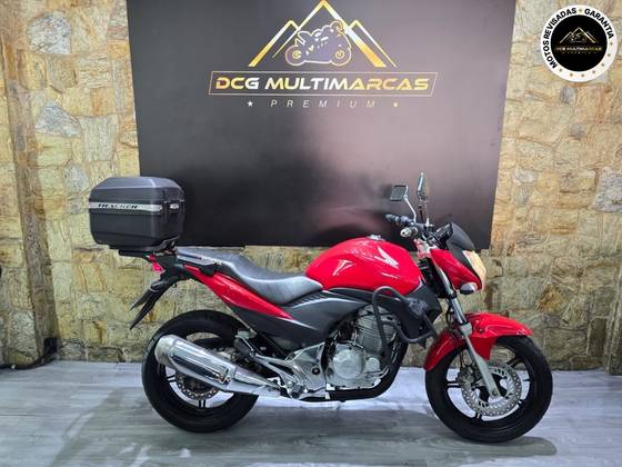 HONDA CB 300R 