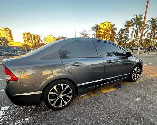 HONDA-CIVIC-2011