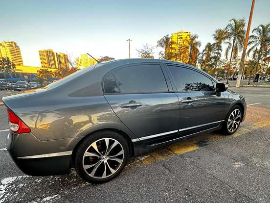 HONDA-CIVIC-1.8 LXL SE 16V FLEX 4P AUTOMÁTICO HONDA-CIVIC-2011