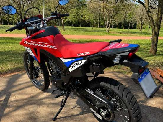HONDA-XR 300L TORNADO SPECIAL EDITION HONDA-XR 300L TORNADO SPECIAL EDITION-2026