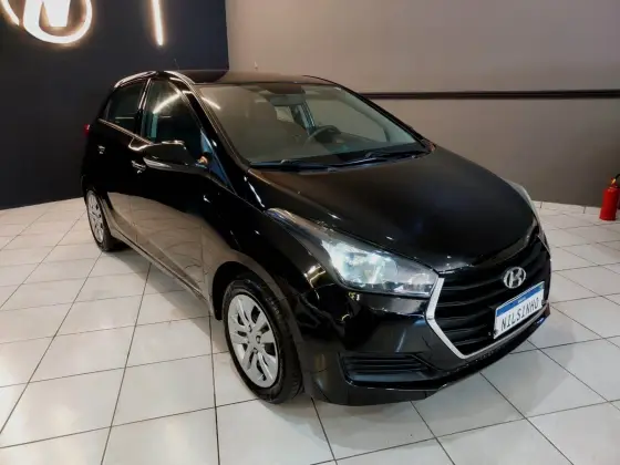 HYUNDAI HB20 1.0 COMFORT PLUS 12V FLEX 4P MANUAL