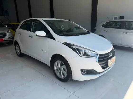 HYUNDAI HB20 1.6 COMFORT STYLE 16V FLEX 4P AUTOMÁTICO HYUNDAI HB20 1.6 COMFORT STYLE 16V FLEX 4P AUTOMÁTICO