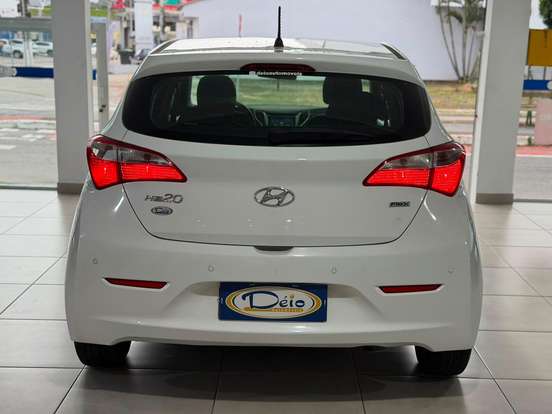 HYUNDAI-HB20-2014