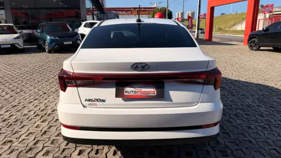HYUNDAI-HB20S-2025