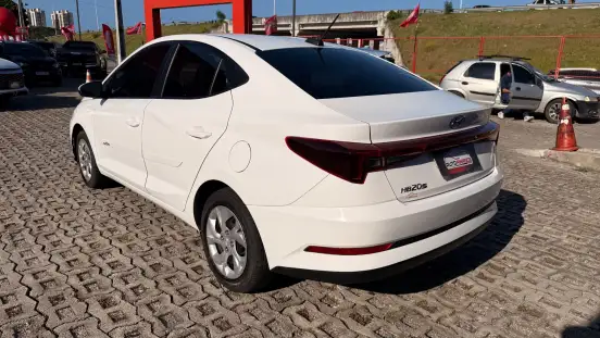 HYUNDAI-HB20S-2025