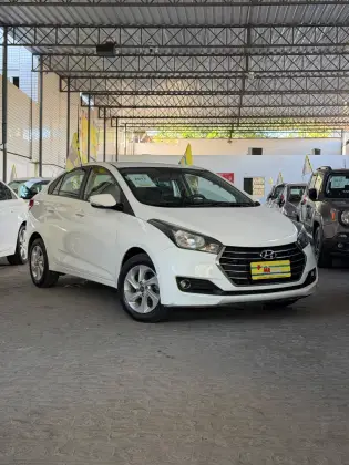 HYUNDAI HB20S 1.6 COMFORT STYLE 16V FLEX 4P AUTOMÁTICO