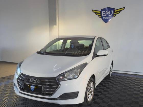 HYUNDAI HB20S 1.6 COMFORT PLUS 16V FLEX 4P MANUAL