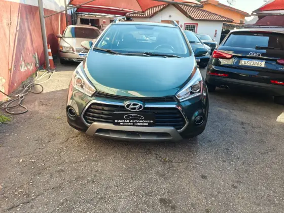 HYUNDAI HB20X 1.6 16V PREMIUM FLEX 4P AUTOMÁTICO HYUNDAI HB20X 1.6 16V PREMIUM FLEX 4P AUTOMÁTICO