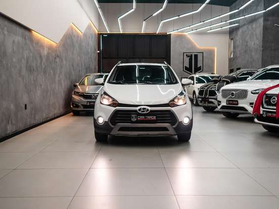 HYUNDAI-HB20X-1.6 16V STYLE FLEX 4P MANUAL HYUNDAI-HB20X-2019