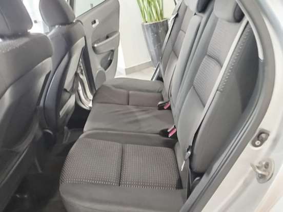 HYUNDAI-I30-2.0 MPFI GLS 16V GASOLINA 4P AUTOMÁTICO HYUNDAI-I30-2012