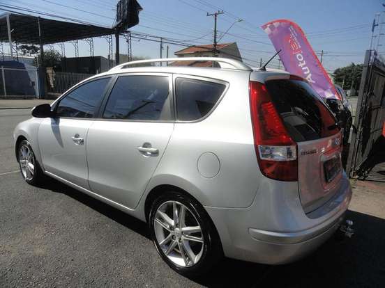 HYUNDAI-I30-2010