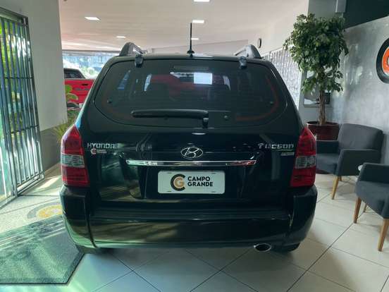 HYUNDAI-TUCSON-2012