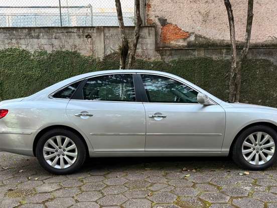 HYUNDAI-AZERA-3.3 MPFI GLS SEDAN V6 24V GASOLINA 4P AUTOMÁTICO HYUNDAI-AZERA-2009