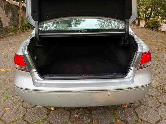 HYUNDAI-AZERA-2009