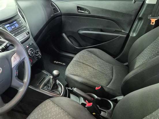 HYUNDAI-HB20-1.0 COMFORT STYLE 12V FLEX 4P MANUAL HYUNDAI-HB20-2016