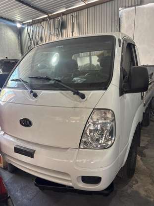 HYUNDAI-HR-2.5 TCI HD LONGO COM CAÇAMBA 4X2 8V 97CV TURBO INTERCOOLER DIESEL 2P MANUAL HYUNDAI-HR-2010