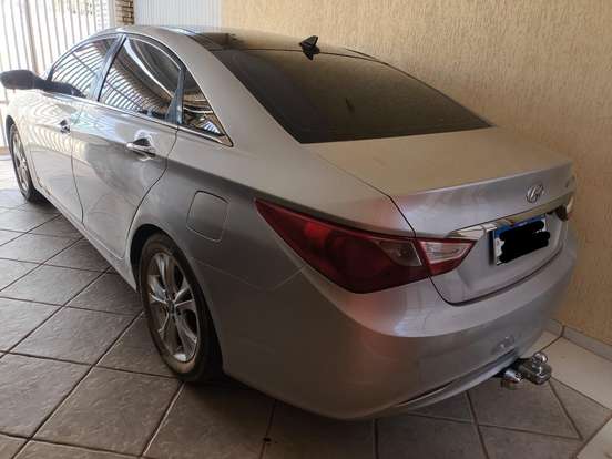 HYUNDAI-SONATA-2011