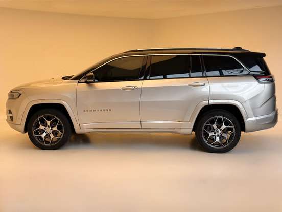 JEEP-COMMANDER-2022