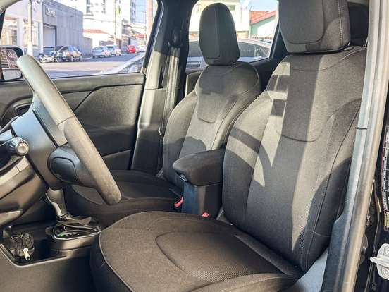 JEEP-RENEGADE-2020