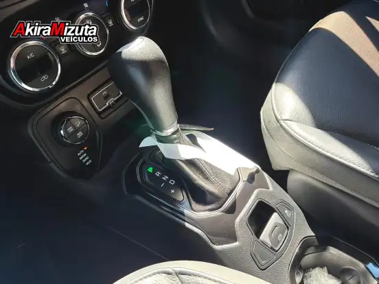 JEEP-RENEGADE-2018