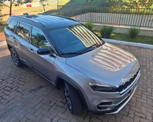 JEEP-COMMANDER-2022