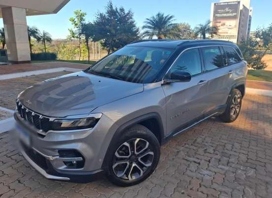 JEEP-COMMANDER-2022