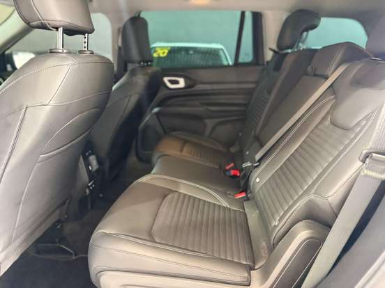 JEEP-COMMANDER-1.3 T270 TURBO FLEX LONGITUDE AT6 JEEP-COMMANDER-2025