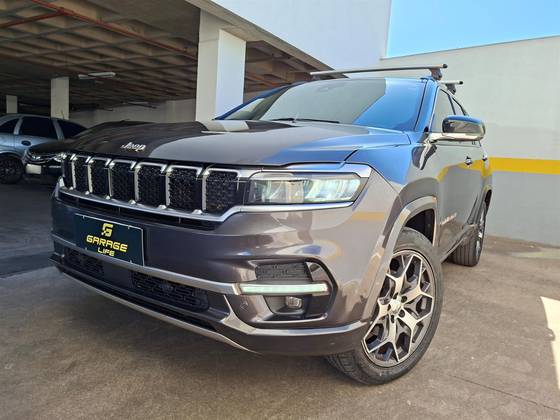 JEEP COMMANDER 2.0 TD380 TURBO DIESEL OVERLAND AT9